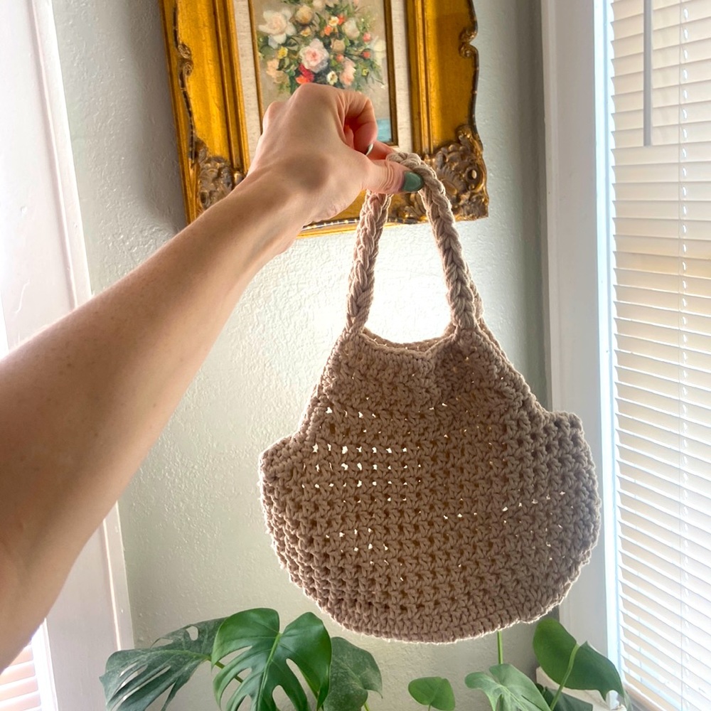 Small woven purse